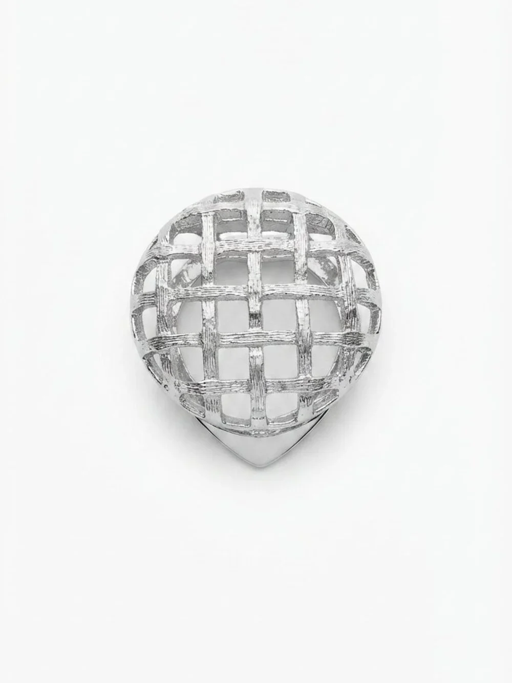 Vintage Silver-Tone Woven Dome Scarf Clip | Retro Textured Mesh Ring Scarf Holde